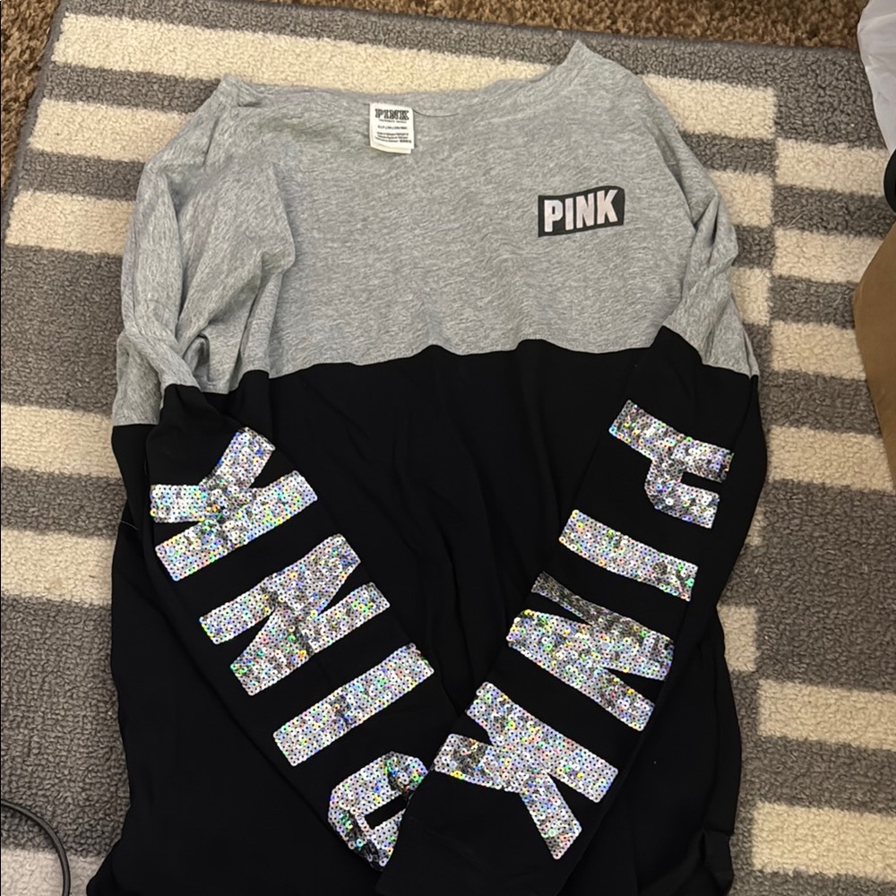 PINK Victoria's Secret Gray Long Sleeve Tee